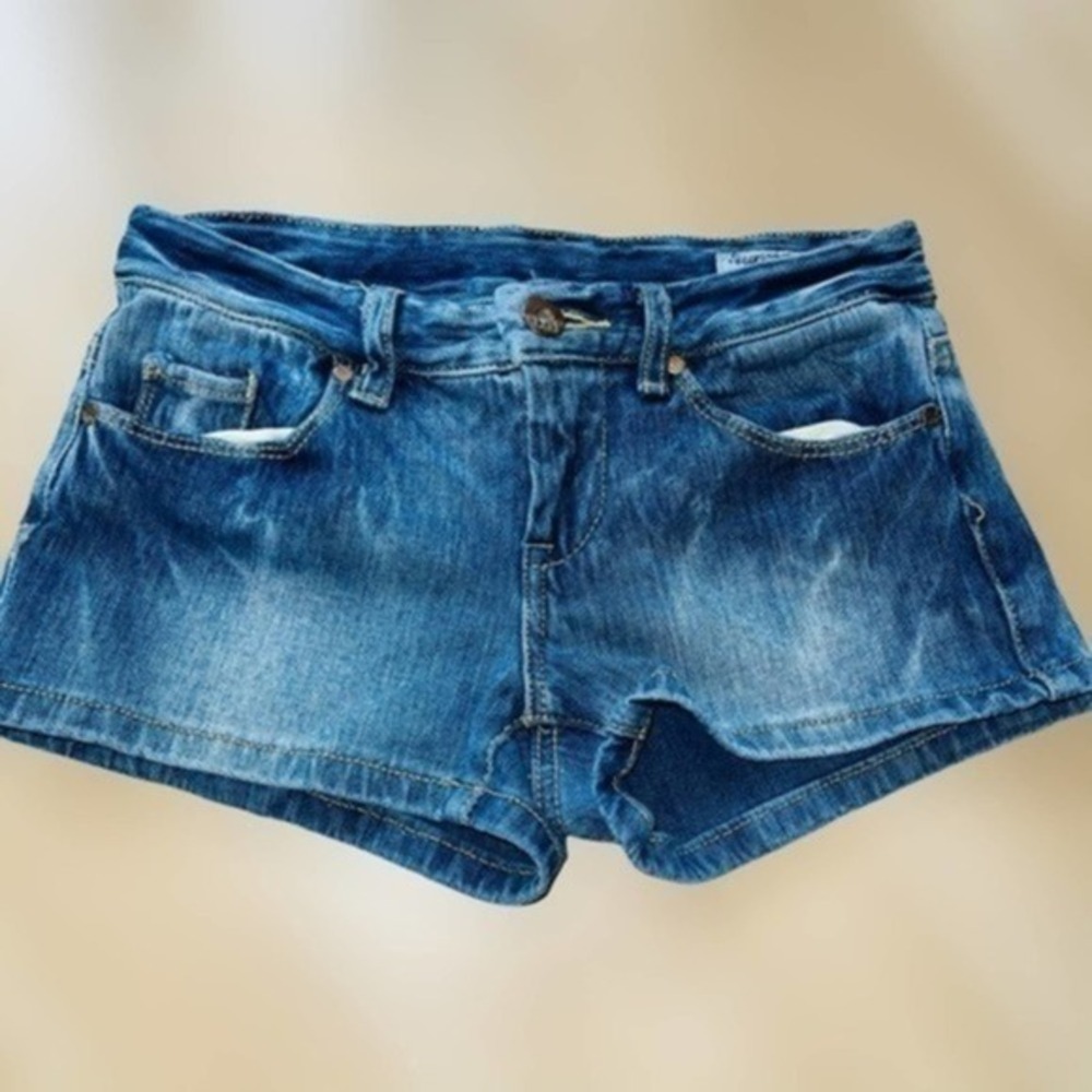 BLANKNYC studded Denim Shorts Size 24